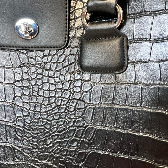 Hang Black Croc-Embossed Carry-on Rolling Bag in Black - Picture 2 of 11